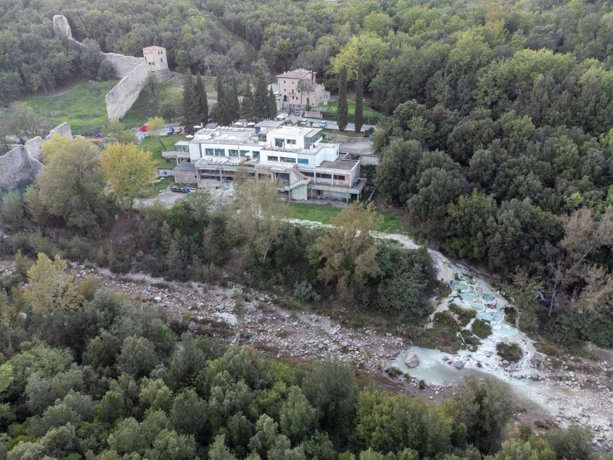 La Locanda Di Petriolo Monticiano Buitenkant foto